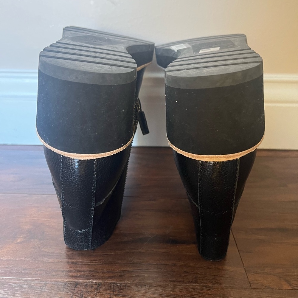 NWOT Eileen Fisher Black Tumbled Nubuck Leather Wedge Ankle Boots-Size 9 - Picture 9 of 12